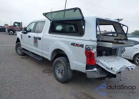 2022 Ford F-250 Xl z USA, uszkodzony, nr VIN 1FT7W2B66NEC99336